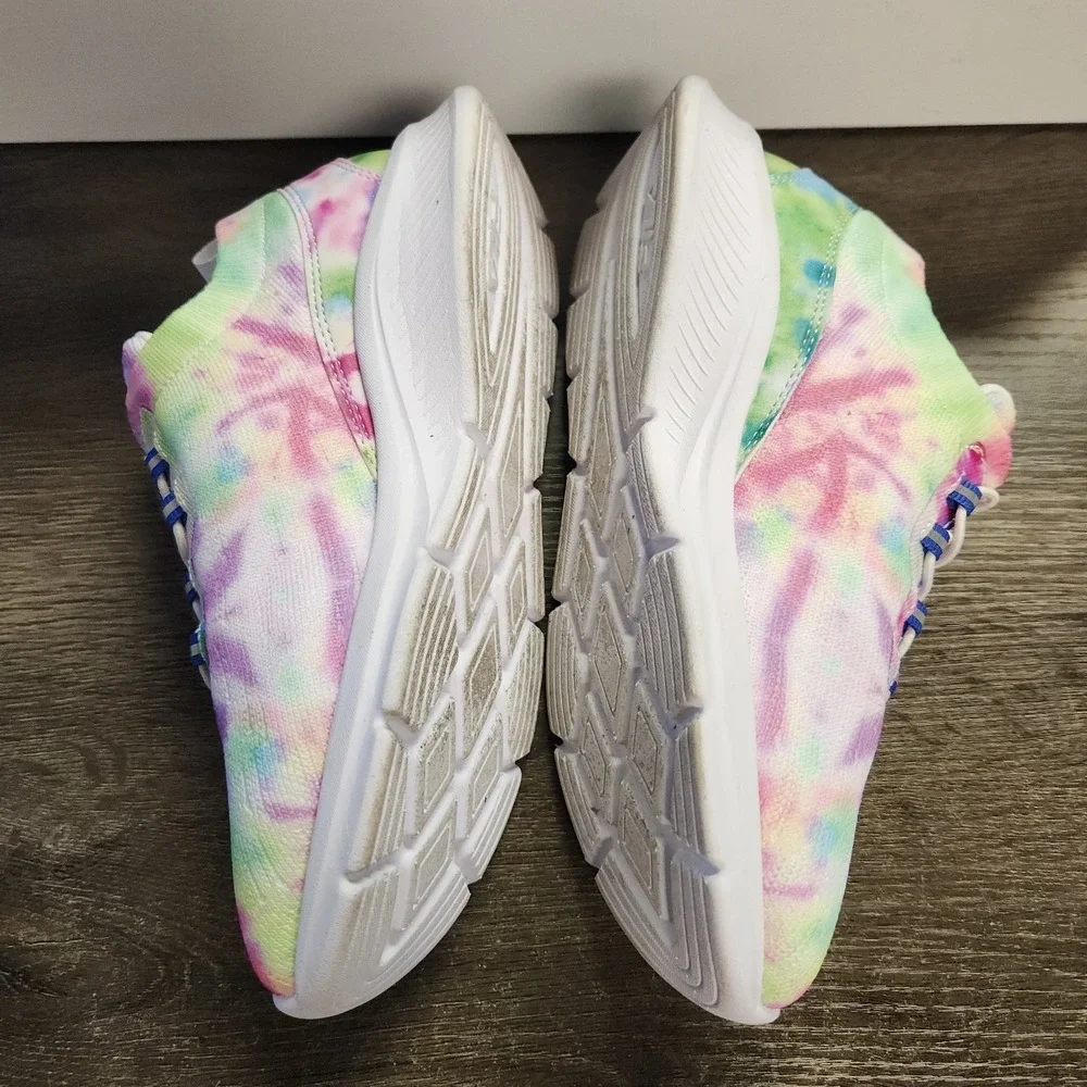 FILA Womens Running Shoes Foam Memory Foam Skyway 2.0 Tie Dye Size 6 Lightweight